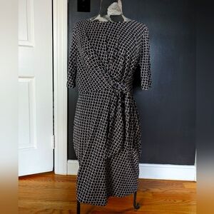 Ann Taylor Tie Waist Dress - Medium